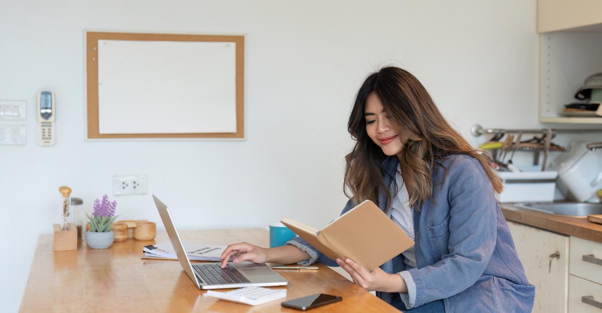 Cursos online grátis auxiliam quem quer uma recolocação